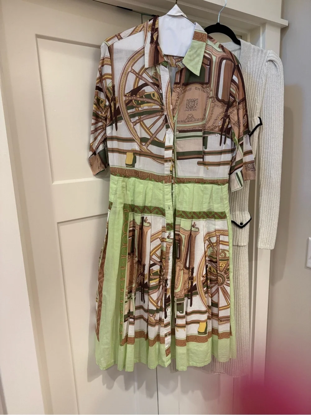 Dizzy Lizzy NWOT Printed Button-Front Shirt Dress in Light Green & Brown - Picture 1 of 1